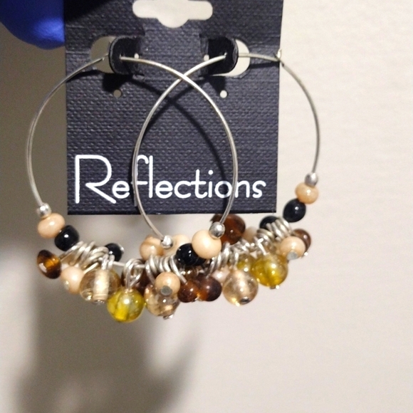 Women's Stunning Silver-Tone Hoop Colorful Cluster Beads Design Drop Earrings 2" - Picture 3 of 6